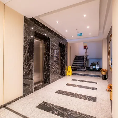 Heykel Aparthotel 4*